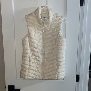 Old Navy Active Cream Puffer Vest